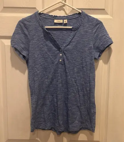 L.L. Bean Women's Size XS‎ Space Dye Blue Ruffle Henley S/S Fitted T - Image 1