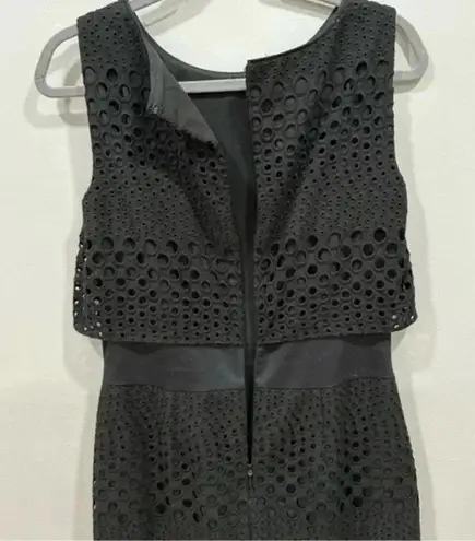Kay Unger Black Eyelet Sleeveless Sheath Dress Size 6