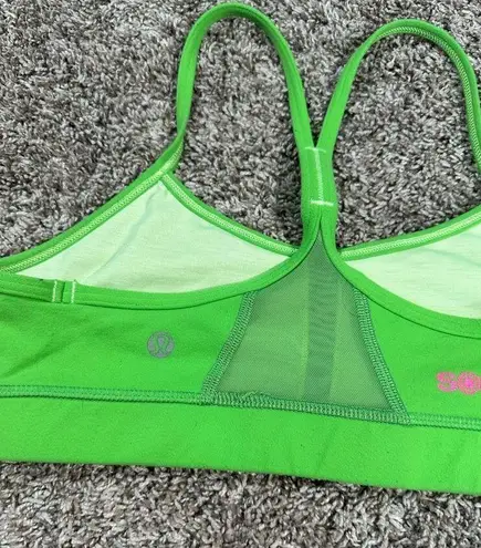 Lululemon  flow y bra bright green soulcycle sports bra women’s size 6 nulu yoga