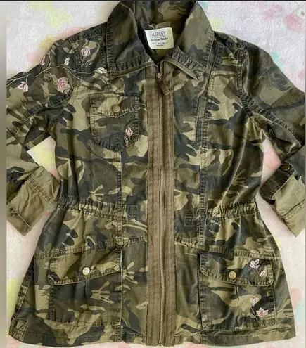 Ashley by 26 International Womans Camouflage & Floral Vintage Jacket (MINT) S