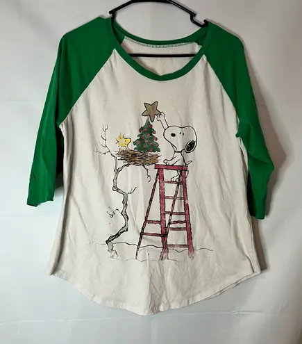 Peanuts Snoopy and Woodstock Christmas T Shirt Green Size XL