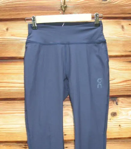 on cloud NWT  Running Active Tights Blue Leggings Pants