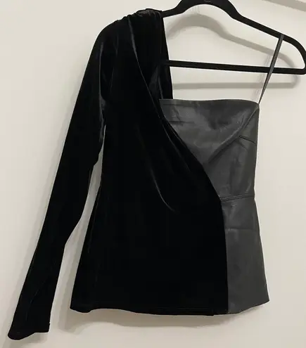 BCBGMAXAZRIA Black Top