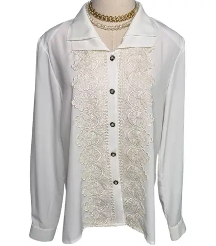 Vintage Kathy Che double collar fancy button lace front secretary blouse size 8 White