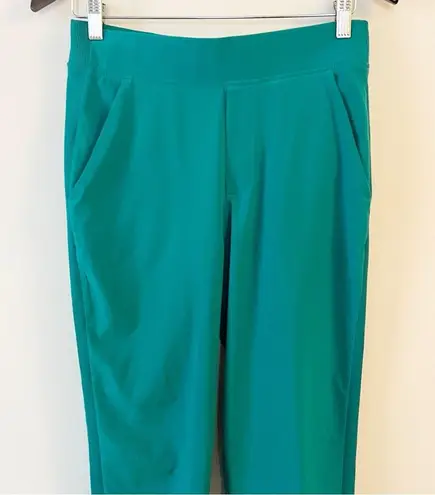 Athleta  Brooklyn Mid Rise Ankle Pants Athletic Size 4P Green Stretch Pull On