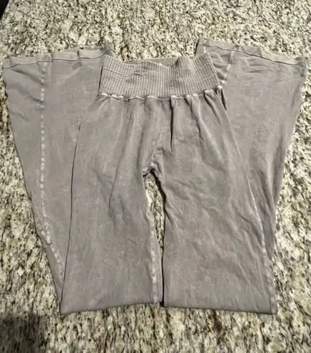 Movement Good Karma Flare Leggings Size XS