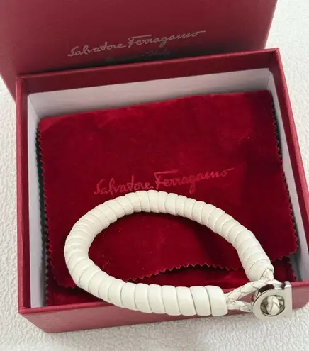 Salvatore Ferragamo Ferragamo Salvatore Off-White Gancini Calfskin Bracelet/L7.5”