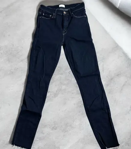 MOTHER Denim MOTHER Looker High-Rise Skinny Jean Size 26 Frayed Ankle Dark Wash