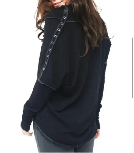 Raw Earth Wild Sky Boho Essential Junction Sweatshirt in Black Size XL