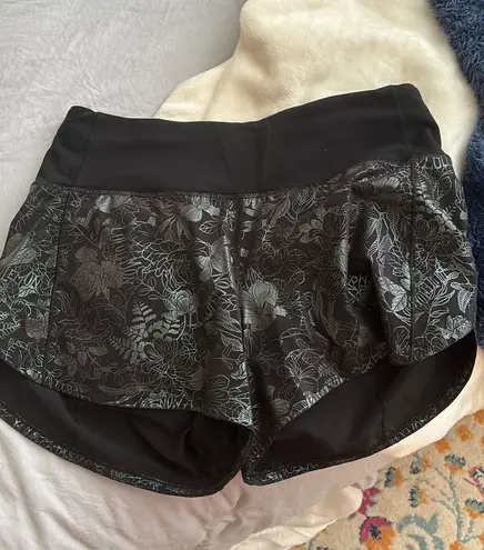 Lululemon Shorts Black Floral Pattern