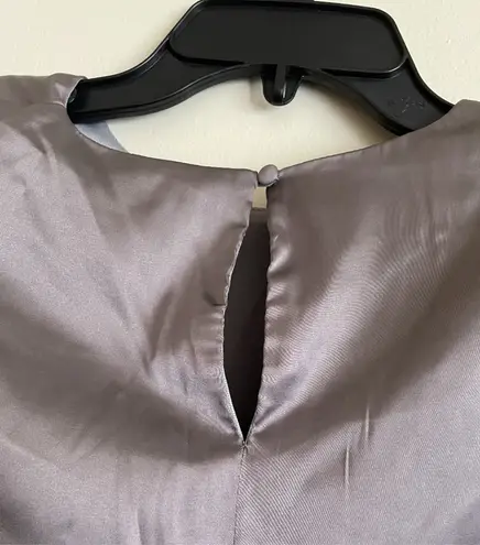 TCEC | NWOT | Satin Muscle Top | L | Light Grey | CT7484