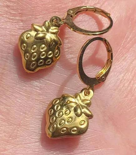 Handmade funky fairy Kawaii y2k retro gold tone strawberry fully stainless steel earrings 🍓