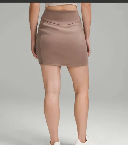 Lululemon  Scuba High-Rise Mini Skirt Taupetastic Size Medium  - Image 2
