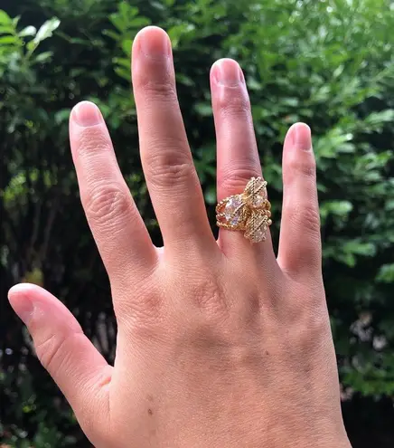 Gold rope ring with 3 big diamonds size 5 New