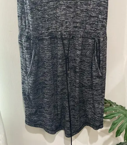 Lou & grey  black and gray dress