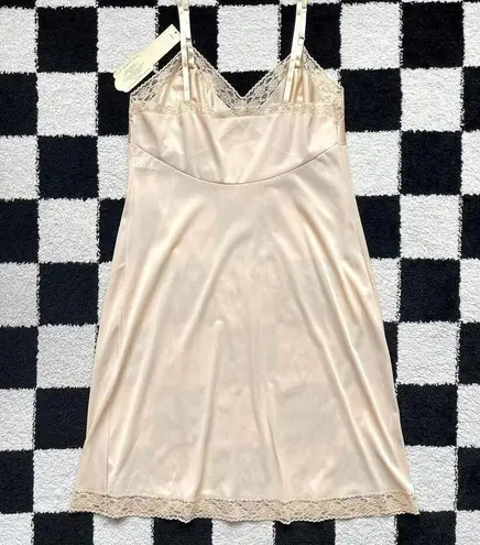Vanity Fair NWT Vintage Slip Dress M