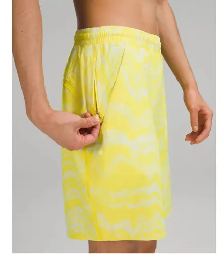 Lululemon  Shorts Pace Men’s Breaker Tello size S - Image 2