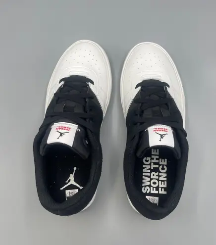 Nike Jordan Series Es (GS) Big Girl 7Y /Men Size 7 / Women Size 8.5