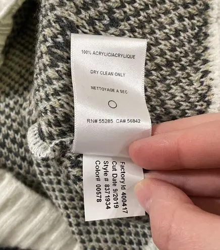 EXPRESS  leopard print oversized fuzzy brushed plush knit sweater size M - Image 13