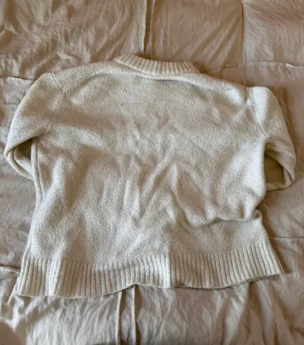 American Eagle Cream Crew Neck Sweater