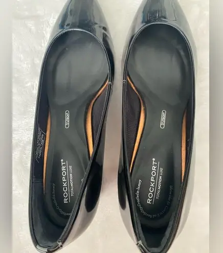 Rockport Total Motion Luxe TRUTECH Leather Wedge. Size 9.5