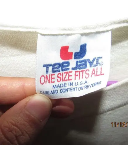 vtg Tee Jays t