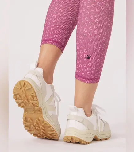 Glyder NWOT Sultry 7/8 Leggings In Rouge/Peony Sunburst