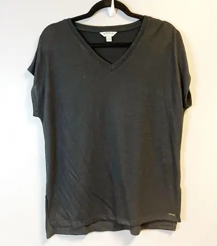 Orvis Tee Black V Neck Knit Short Sleeve Top Sz S EUC Side Slits