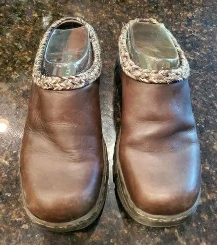 Bare Traps Brown Leather Mules SZ 7.5