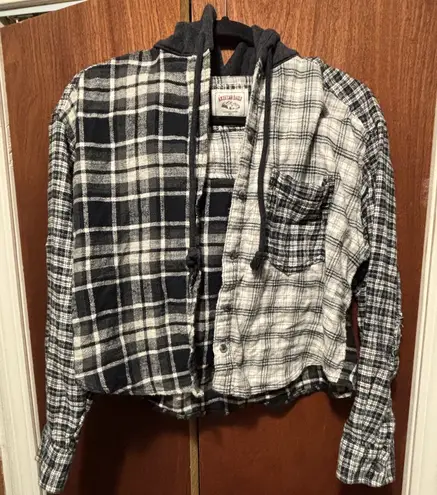 American Eagle Women's  plaid button down jacket