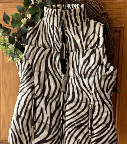 NWT Vanity puffer vest Black