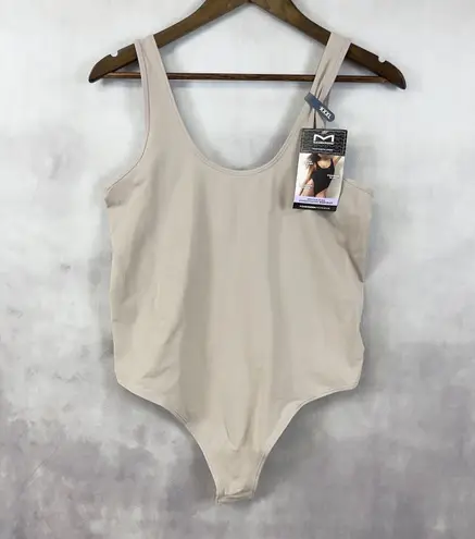 Maidenform Shapewear Bodysuit 3XL Seamless Smoothing Basically Sexy MSW001