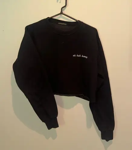 Brandy Melville ‘uh huh honey’ Cropped Crewneck