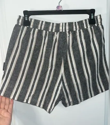 Little Bipsy NWT Striped Drawstring Casual Cargo Shorts with Pockets Sz S Gray
