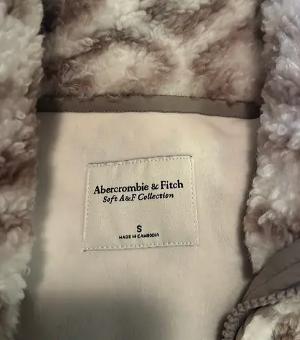 Abercrombie & Fitch Sherpa Jacket