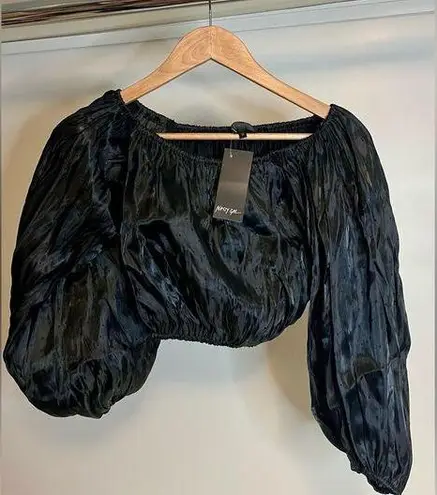 Nasty Gal NWT  Poof Sleeve Crop size small