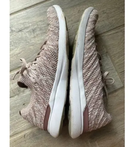 APL TechLoom Wave Womens Size 10