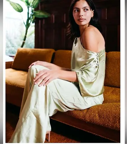 Elliatt Amari Satin Off The Shoulder Jumpsuit Size XS In Black