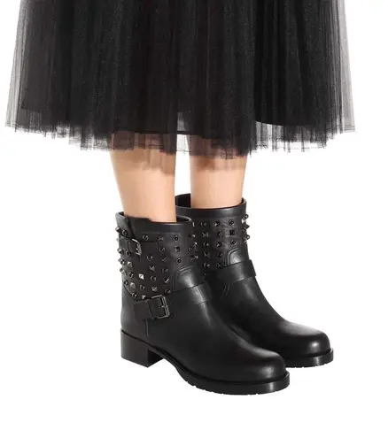 Valentino Garavani Valentino Rockstud Rolling Noir black leather biker motorcycle boots size IT 35