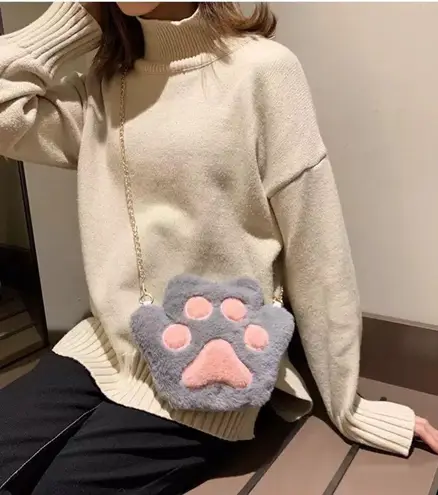 🆕Gray Faux Fur Cat Paw Crossbody Bag Purse Gray