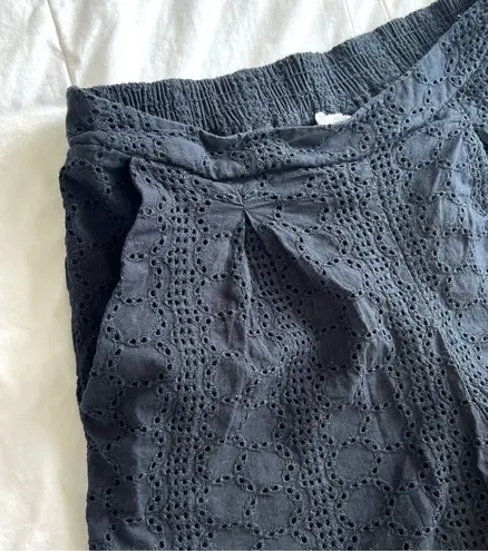 BCBGeneration  Shorts Eyelet Navy Size Small