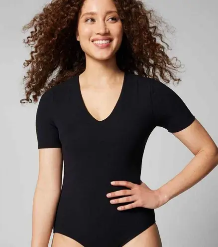 Soma Black Short Sleeve V Neck Ribbed Bodysuit Size Small