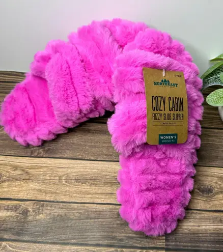 Northeast Outfitters Cozy Cabin Fuzzy Slide Slipper Women's NWT Size 4-6 (Pink)