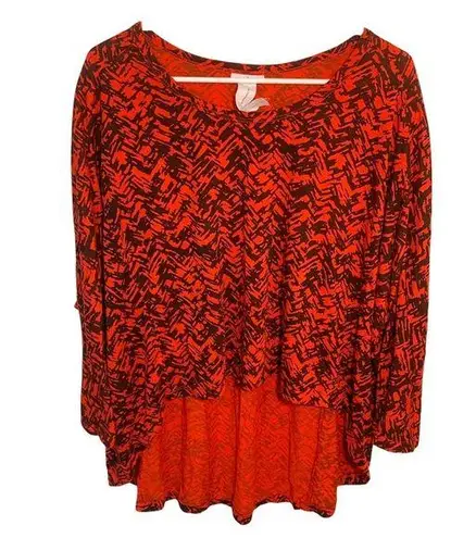 No Concept But Buy The Good Sense by Ink Topper Red Black Geo Size undefined