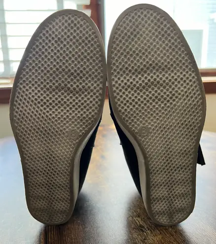 Serra | ladies bootie/sneaker. Size: 8.