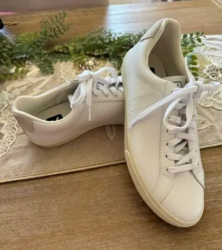 Free People  Veja Esplar Sneakers Size 9 Women's NWOT $150