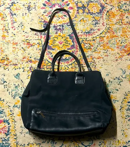 HOBO INTERNATIONAL BLACK NYLON / LEATHER LARGE CROSSBODY TOTE BAG 12" X 15"