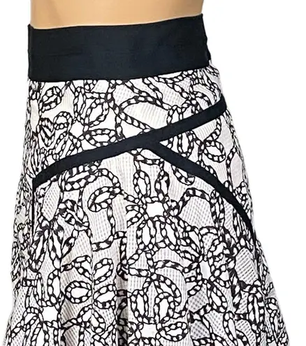 Zac Posen  *RARE* black/white pleated, A-line skirt w/grosgrain trim. Size 10.EUC