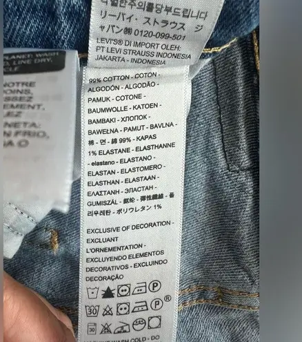 Levi's  70's High Flare Blue Jean Size 24