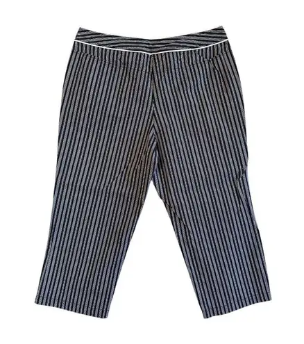Venezia Black and White Stripe Capris Size 18